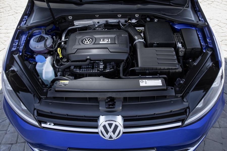  Volkswagen Golf R Variant 2015 года  (фото 14 из 25)
